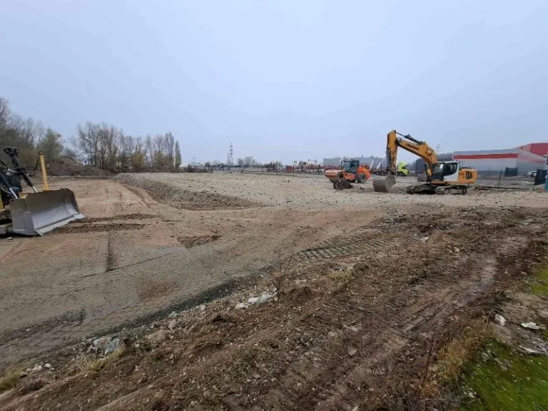 Stavba haly vo Vajnoroch – pokročilá fáza